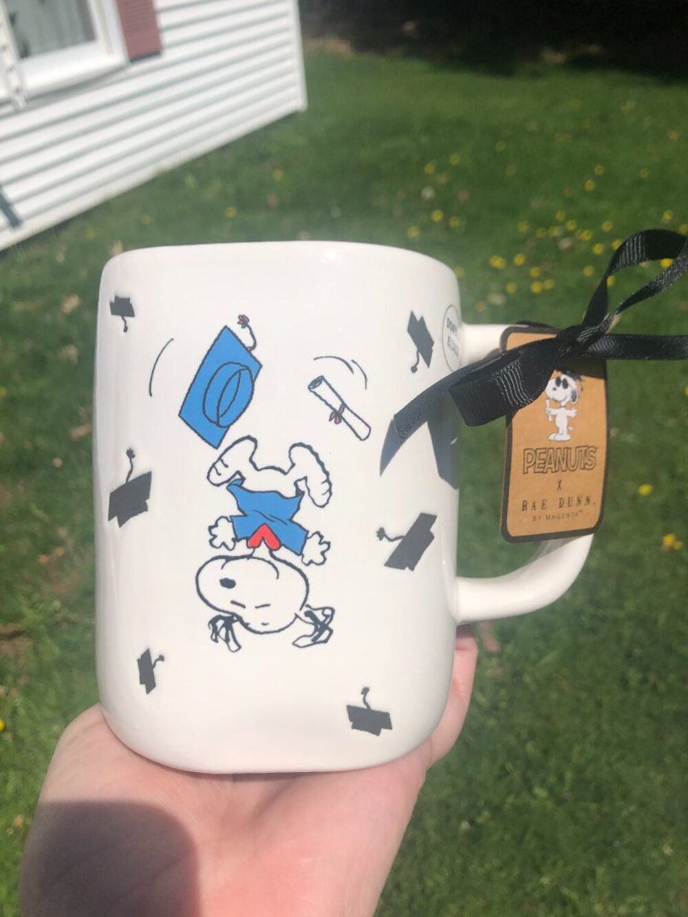 NWT Rae Dunn Peanuts Snoopy Graduation Mug "Hat's Off" - Picture 3 of 5